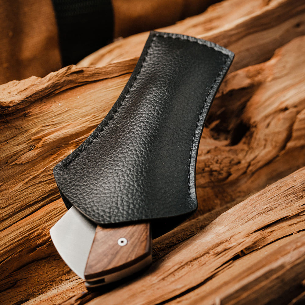 Greenhaus Gardening Folding Knife — Walnut Handle & Stainless Steel Blade