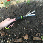 Greenhaus Gardening Hand Rake Cultivator for Weed Seedlings and Roots
