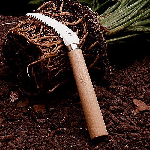 Greenhaus Gardening Japanese Angled Root Cutter with Serrated Blade