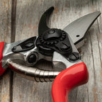 Greenhaus Gardening Bypass Pruners with Wire Cutting Notch