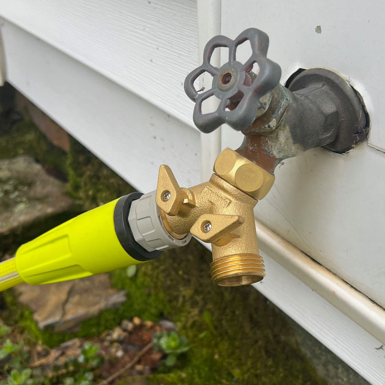 Greenhaus Gardening Faucet Manifold – Dual Outlet Brass Adapter for Water Distribution