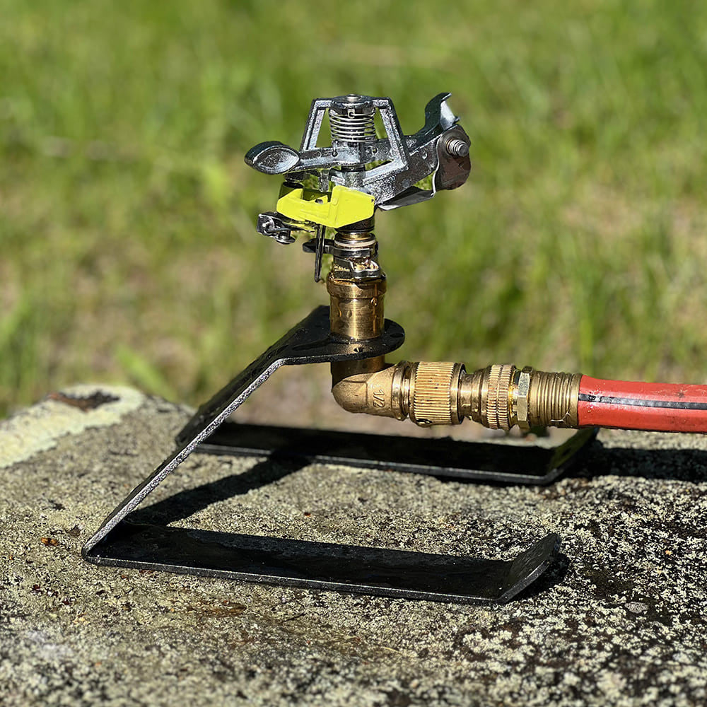 Greenhaus Gardening Lawn Sprinkler – Adjustable 360° Water Distribution