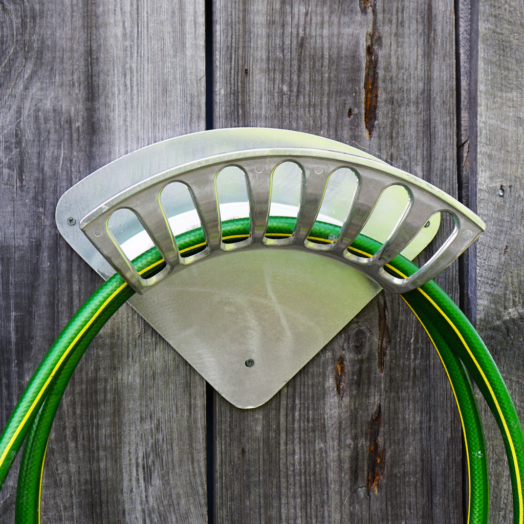 Greenhaus Gardening Hose Rack – Strong Wall Mount for Tidy Hose Storage