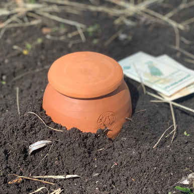 Greenhaus Gardening Olla Watering Pot – Natural Underground Irrigation