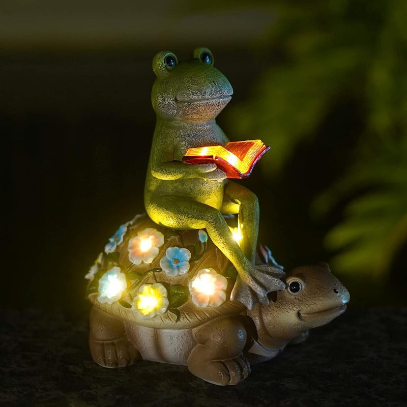 Greenhaus Gardening Solar Garden Statue with LED Light