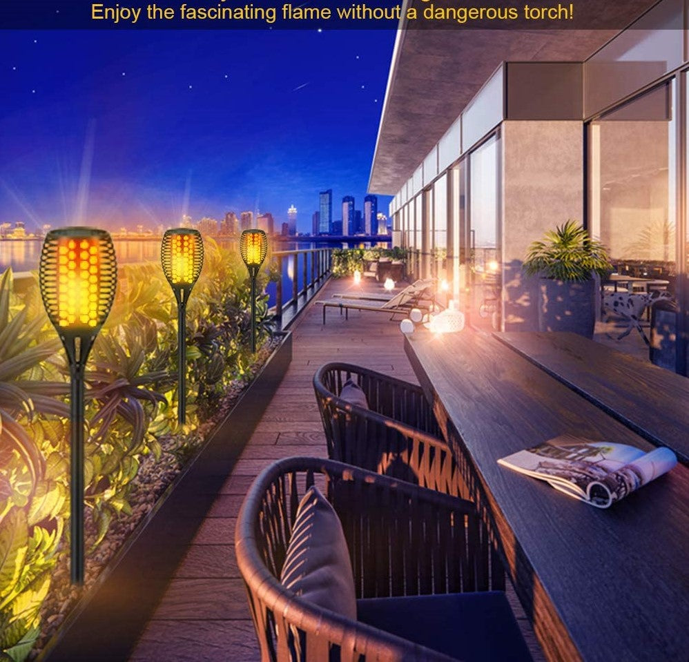 Greenhaus Gardening Outdoor Solar Lights for Driveways, Decks and Gardens
