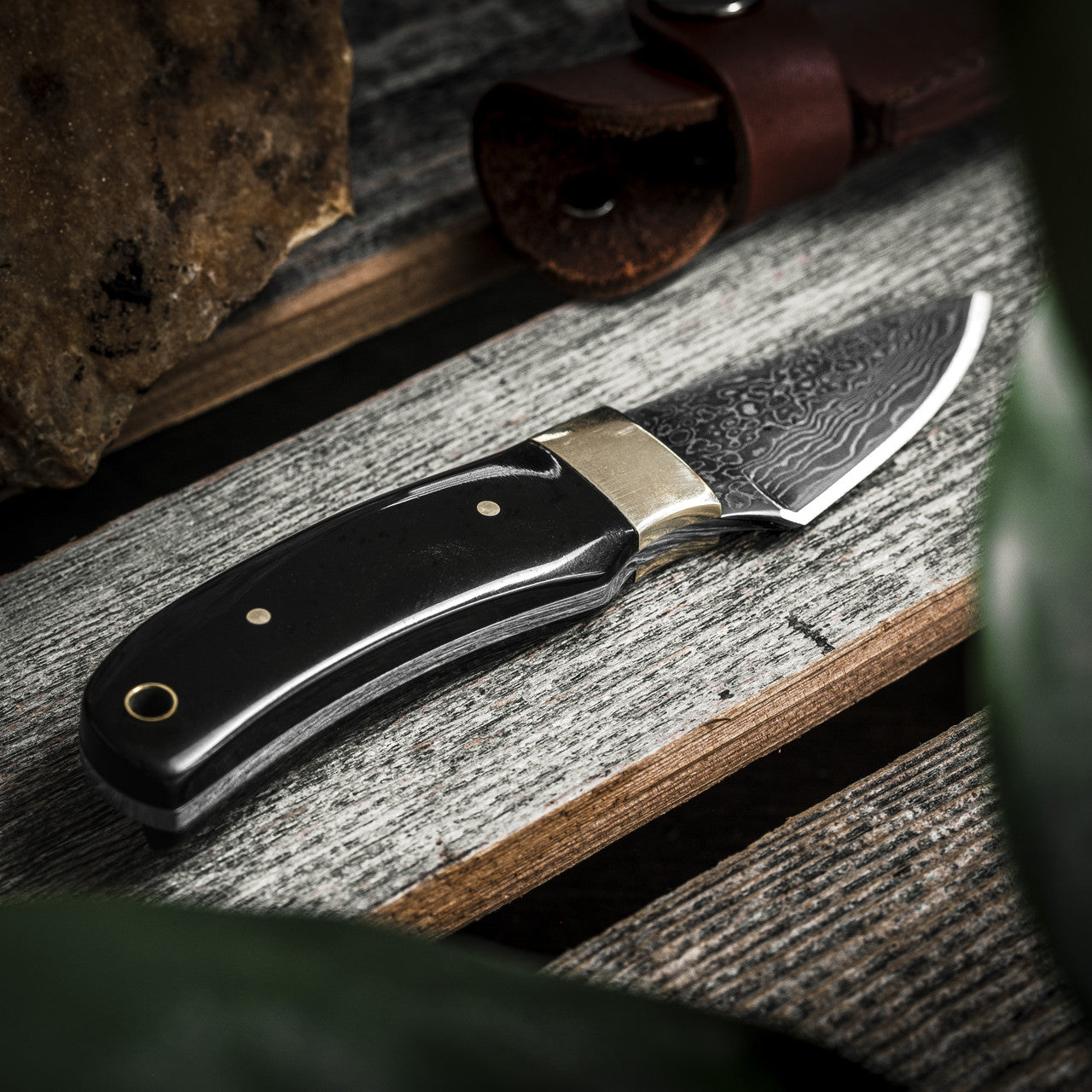Greenhaus Gardening Short Damascus Fixed Blade Knife with Leather Sheath