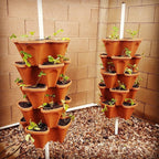 Greenhaus Gardening Vertical Planter for Strawberries, Herbs and Flowers