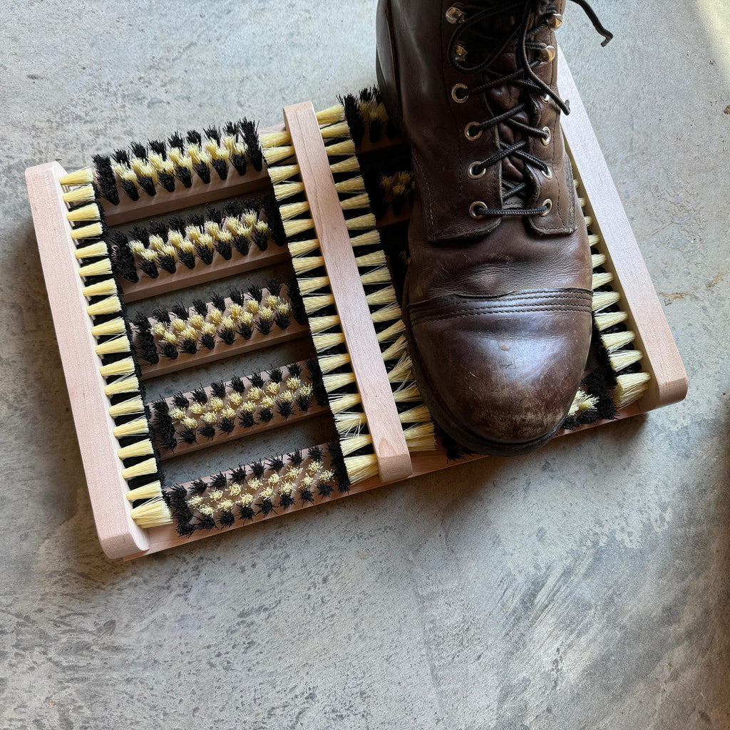 Greenhaus Gardening Heavy Duty Boot Brush Cleaner for Garden and Work Shoes