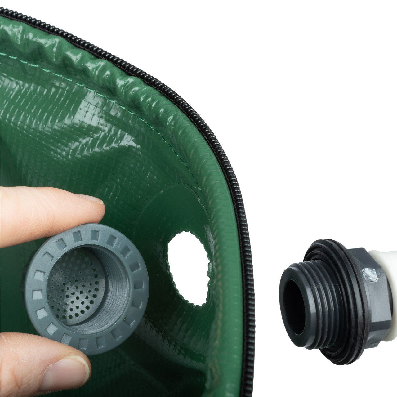 Greenhaus Gardening 26-Gallon Rainwater Barrel with Easy Access Spigot