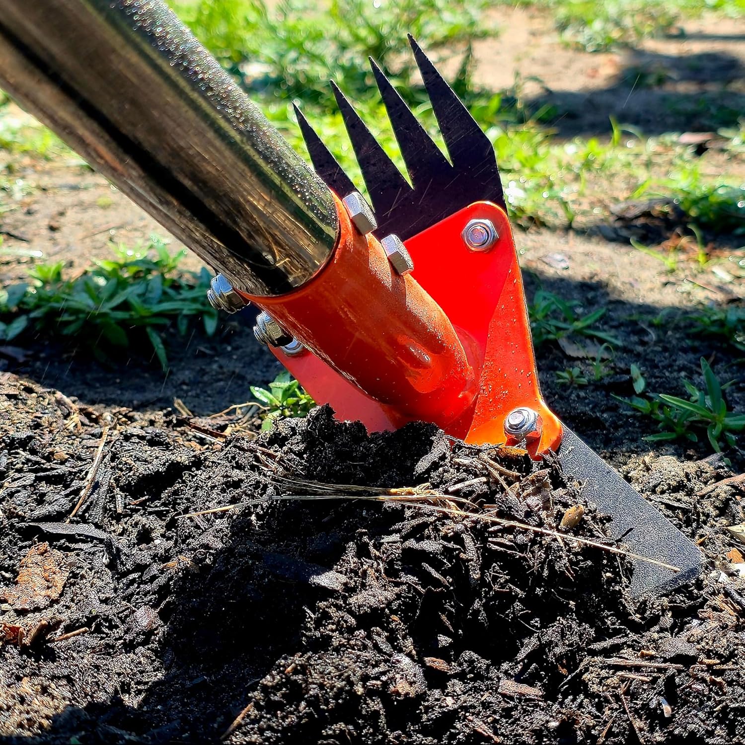 Greenhaus Gardening 2-in-1 Garden Hoe and Weed Puller with Adjustable Long Handle