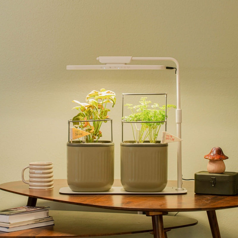 GreenHaus Gardening Adjustable Full Spectrum Grow Light Stand