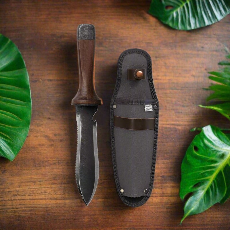 GreenHaus Gardening Multi-Purpose Garden Knife with Heavy Duty Sheath