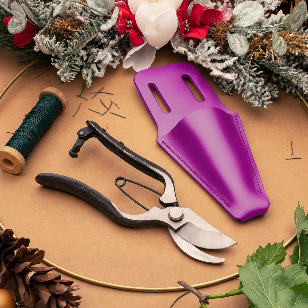 Greenhaus Gardening Forged Garden Clippers with Belt-Mounted Sheath