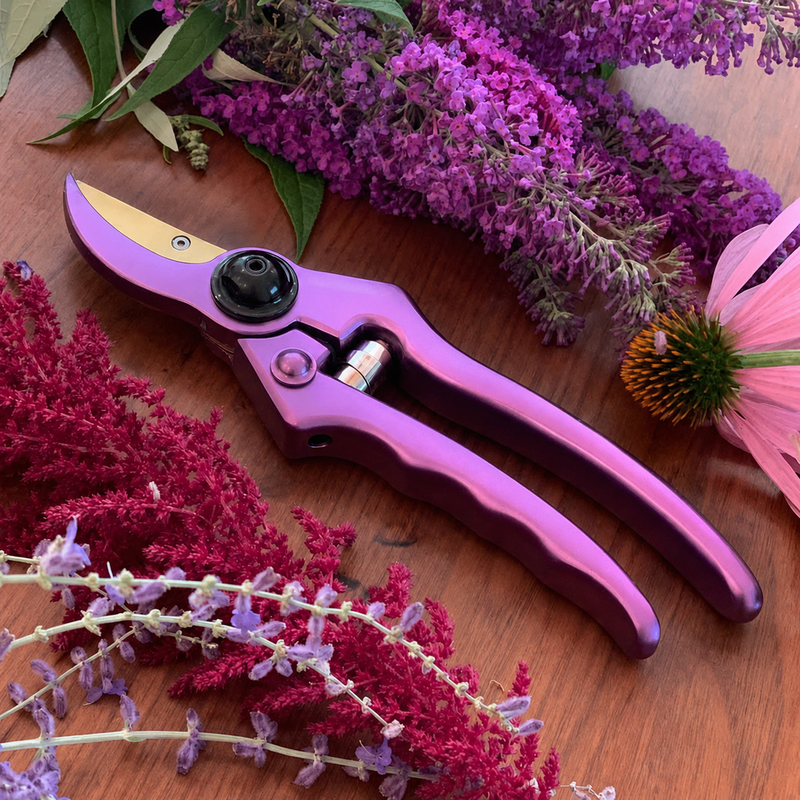 Greenhaus Gardening Bypass Pruner with Titanium Nitride Coated Blade