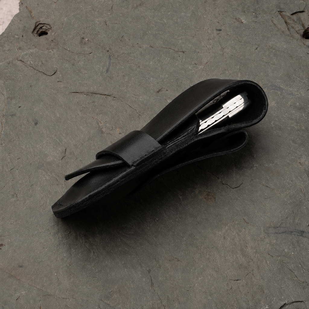 Greenhaus Gardening Leather Knife Sheath for Folding and Pocket Knives