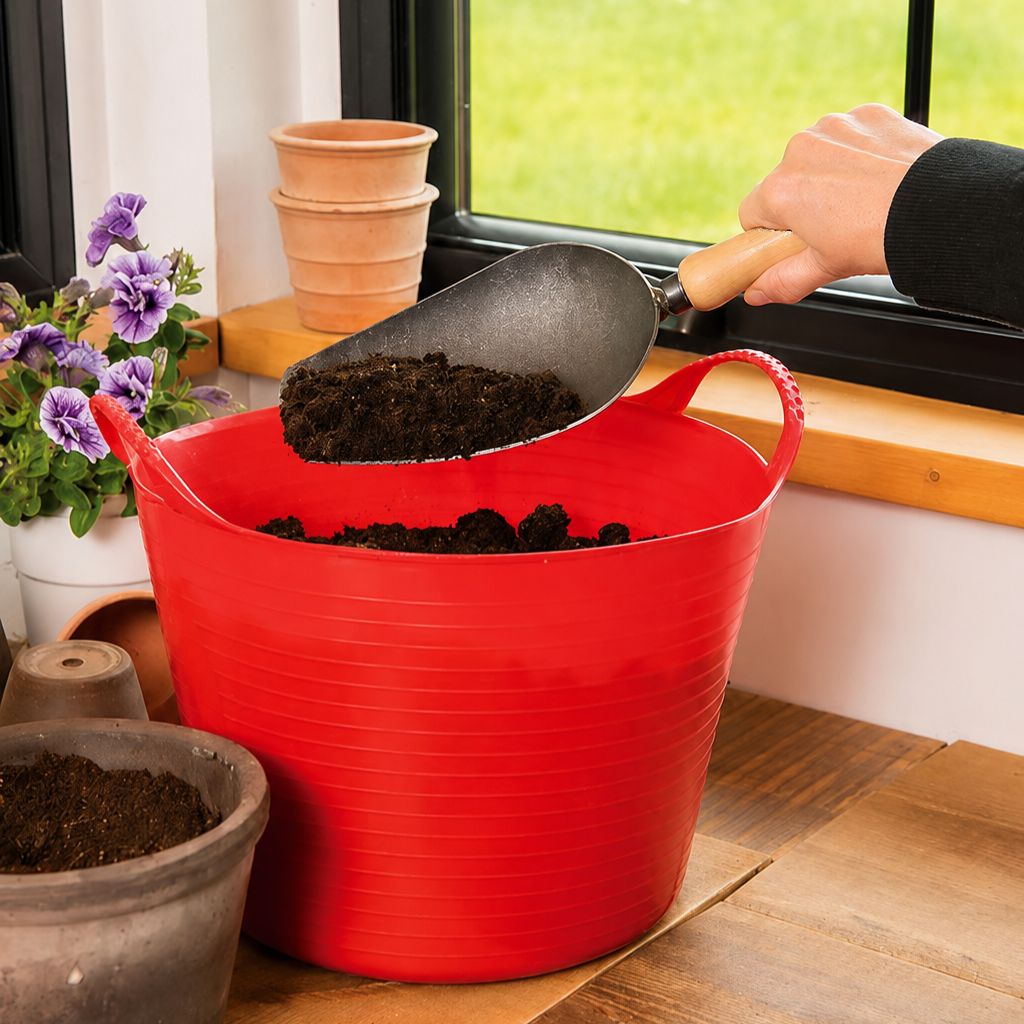 Greenhaus Gardening Garden Scoop, Professional Potting Soil Transfer Tool
