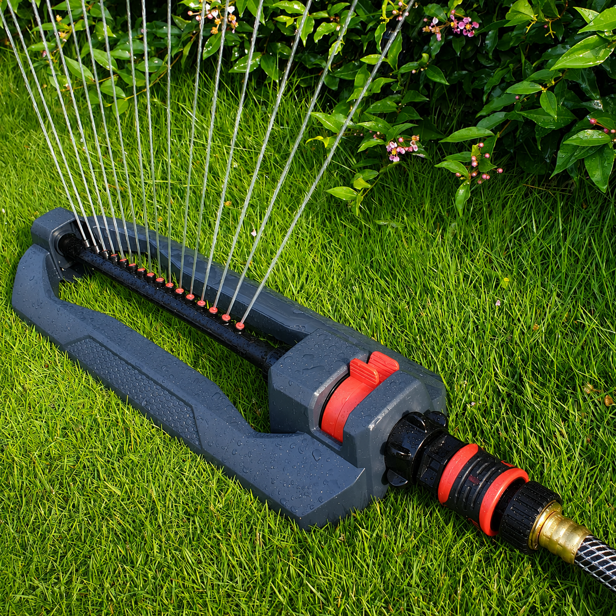 Greenhaus Gardening Oscillating Lawn Sprinkler with 16 Precision Nozzles, Covers Up to 3,600 sq. ft.