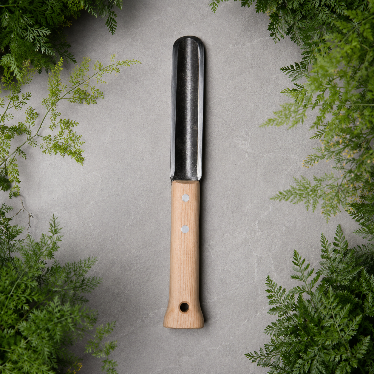 Greenhaus Gardening Professional Hori Hori Trowel, Multi-Use Gardening Tool•