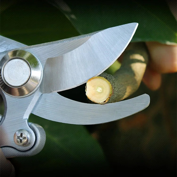 Greenhaus Gardening Professional SK5 Steel Bypass Pruning Shears with Heavy-Duty Metal Handles