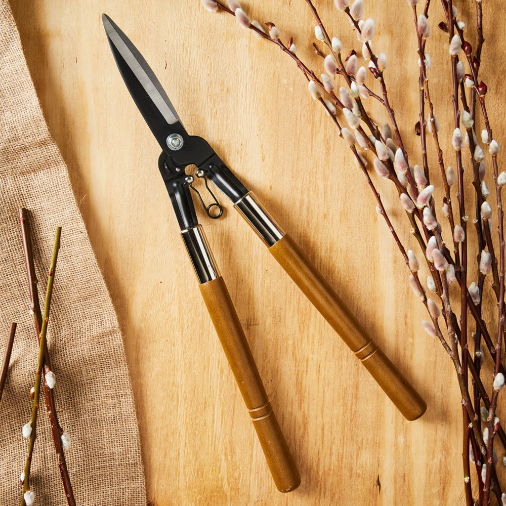 Greenhaus Gardening Grass and Shrub Shears with Beech Wood Handles