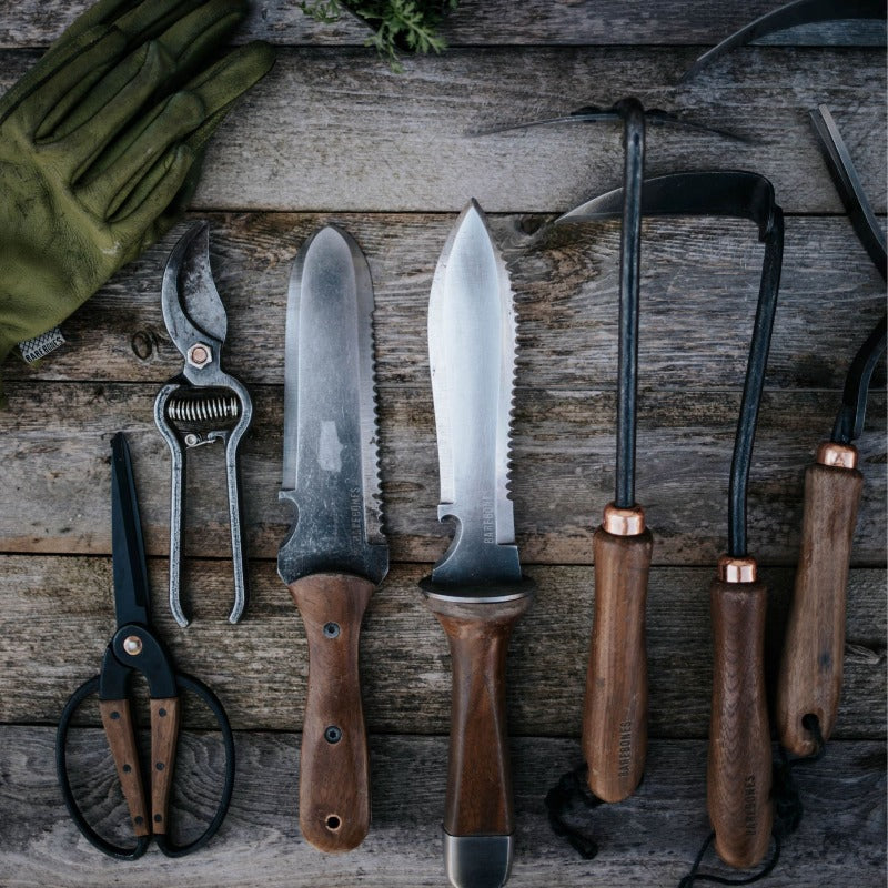 Greenhaus Gardening Full Tang Garden Knife with Walnut Handle