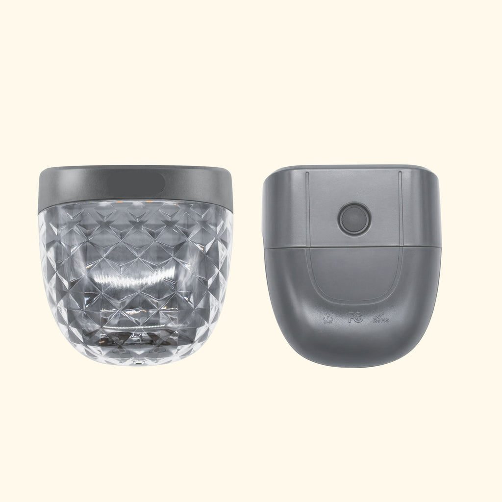 Greenhaus Gardening Flat Mount Solar Garden Light for Outdoor Spaces