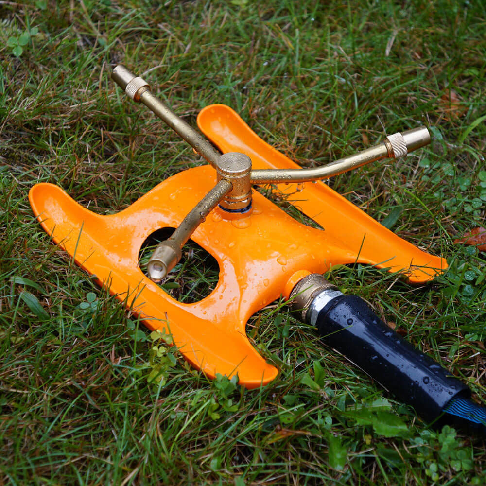 Greenhaus Gardening Sprinkler Sled – Wide Coverage Watering System