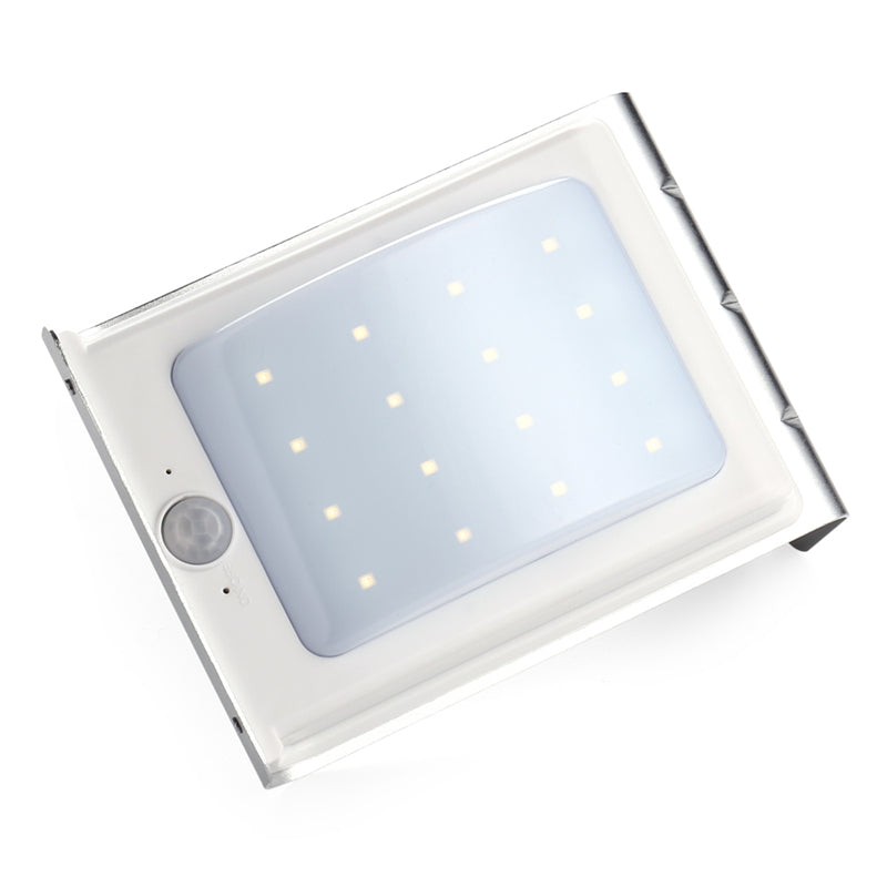 Greenhaus Gardening Outdoor Solar Motion Light with 16 LEDs