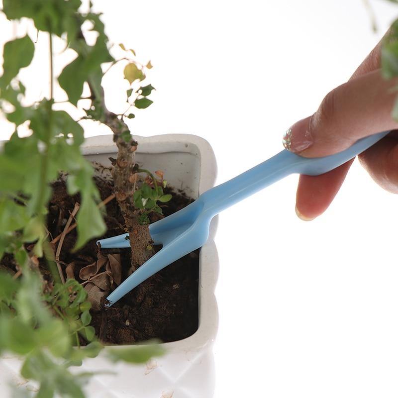 Greenhaus Gardening Mini Garden Tools with Shovel, Brush, and Widger