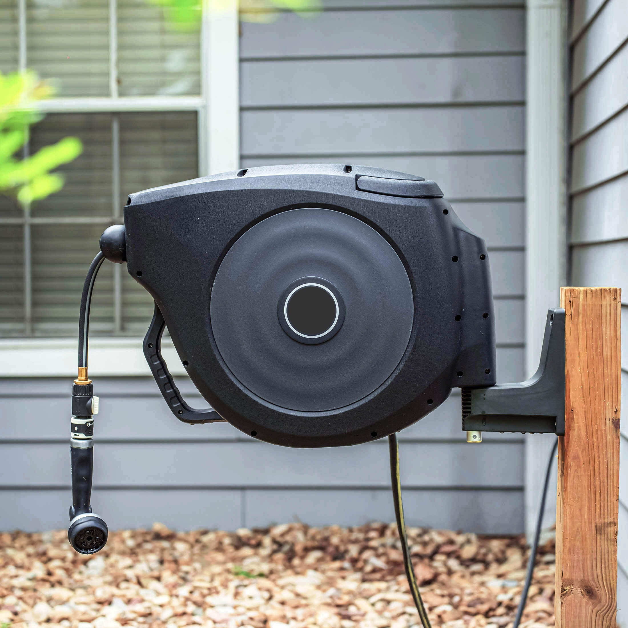 Greenhaus Gardening Retractable Garden Hose Reel Set with Spray Nozzle