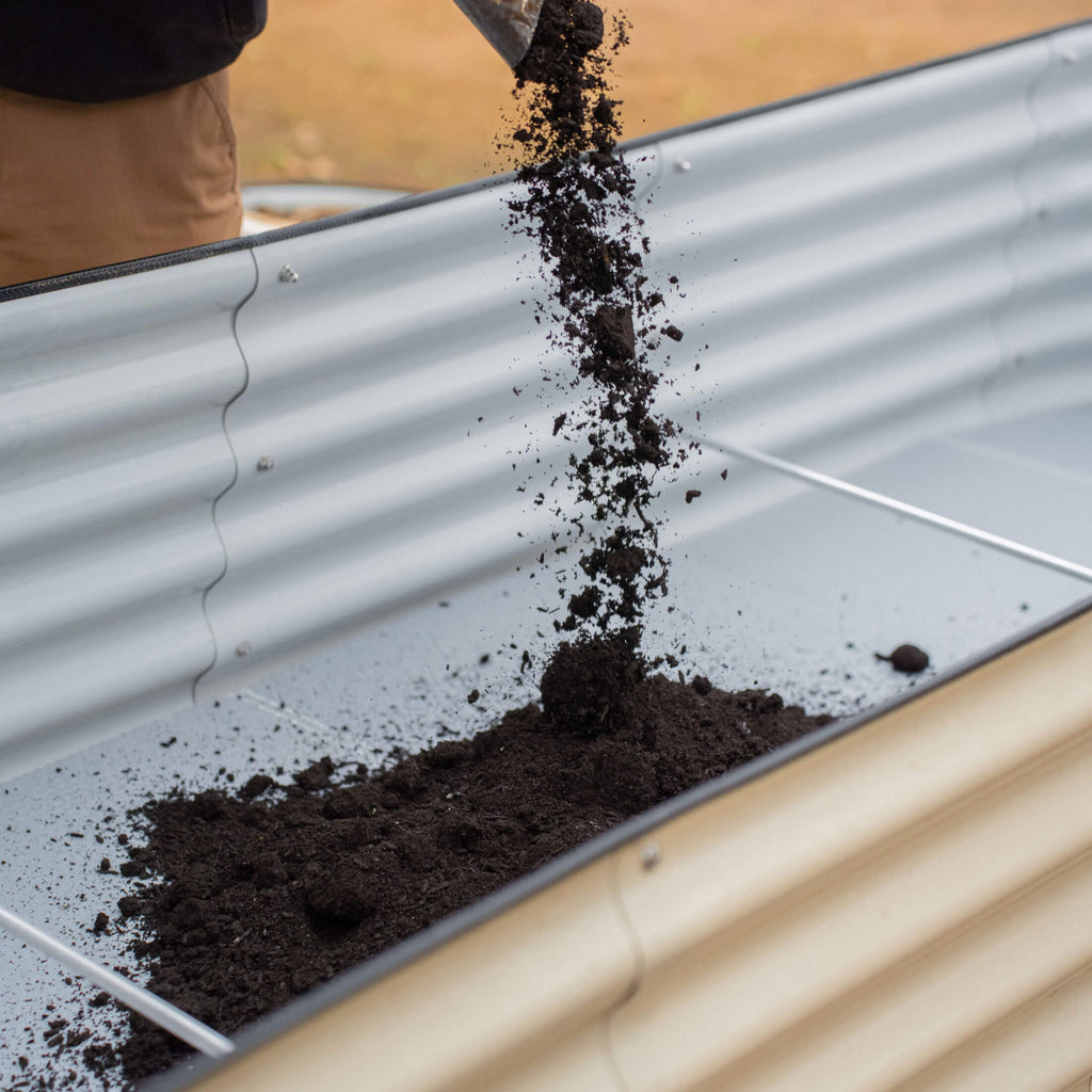 Greenhaus Gardening Soil-Saving Floor for 32" Tall Classic Raised Garden Beds